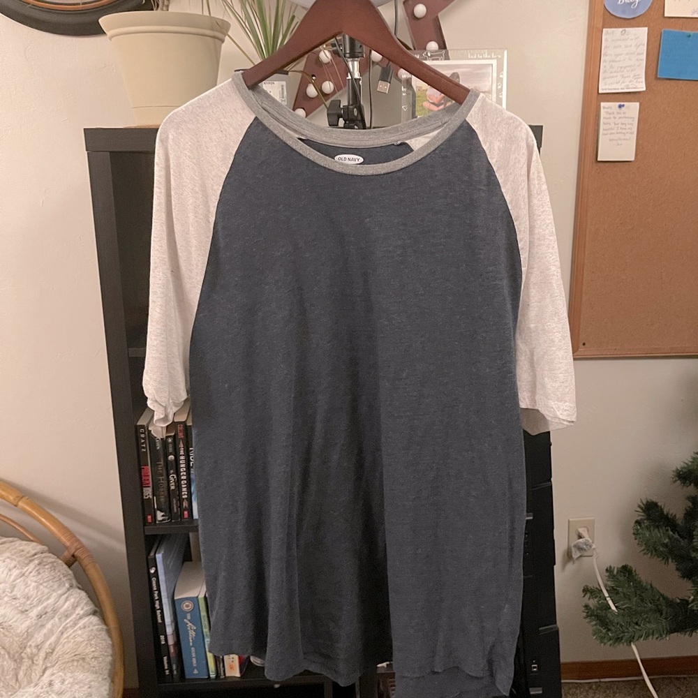 Old Navy Two Colored Tee